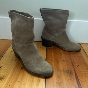 AGL Size 37 | 7 Attilio Giusti Leombruni Taupe Brown Suede Slouch Ankle Booties